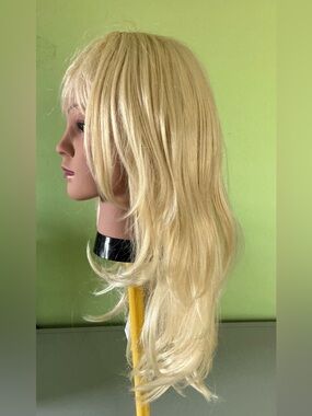 Love It Blonde Human Hair Blend Synthetic Wig Style Mistress Color 613